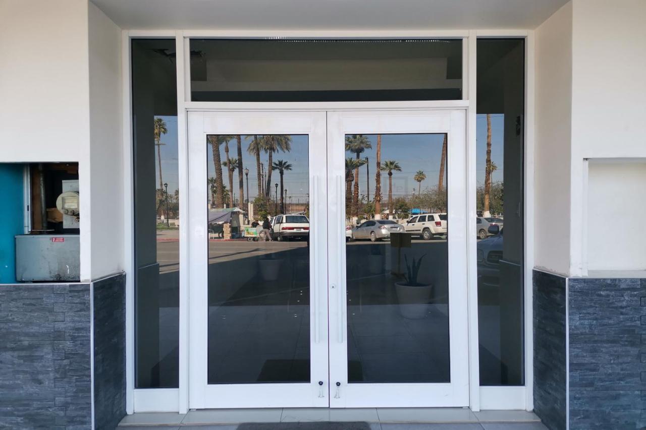 Capital O Hotel Plaza, Mexicali Exterior photo